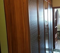 �����